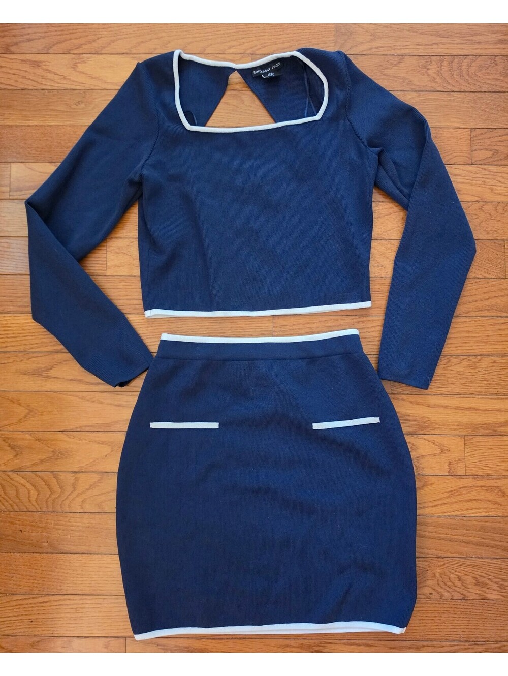 Sincerely Jules Two Piece (Small)
